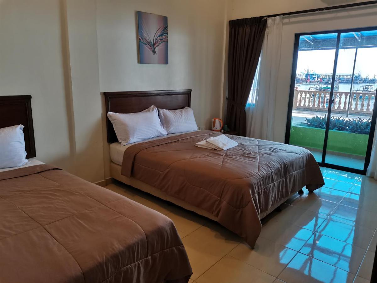 Hotel & Chalet Sportfishing Pnk Телук-Баханг Экстерьер фото