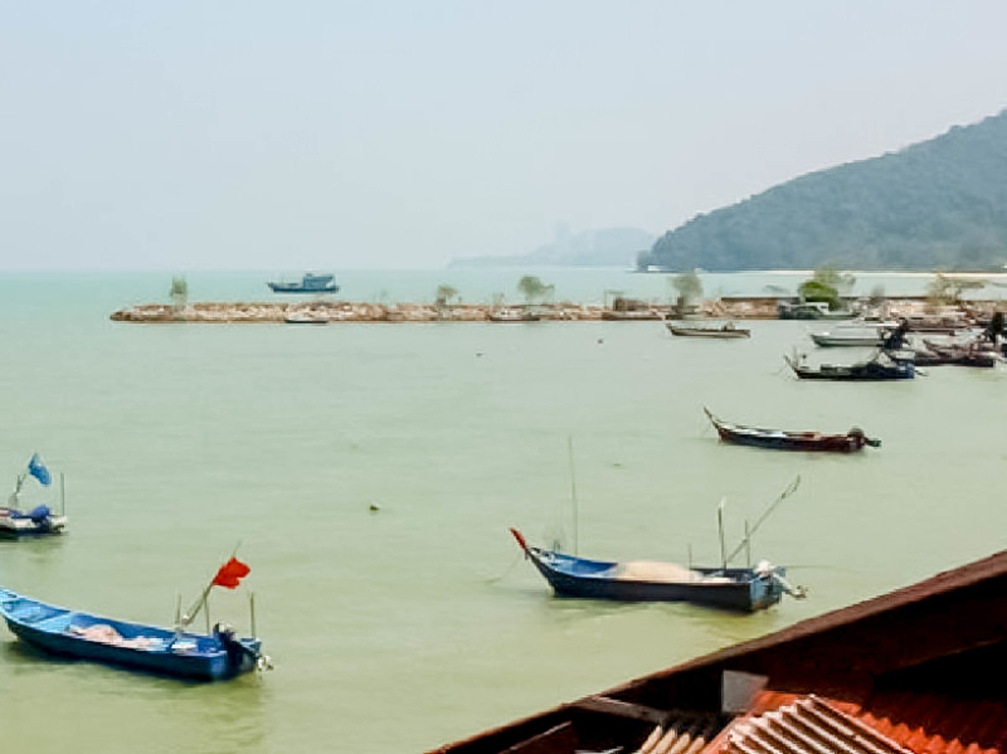 Hotel & Chalet Sportfishing Pnk Телук-Баханг Экстерьер фото